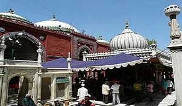 The next Sabrimala, Delhi HC asks govt on women entry in Hazrat Nizamuddin Dargah