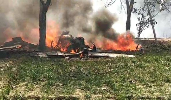 IAF's jaguar aircraft crashes in Kushinagar, pilots safe