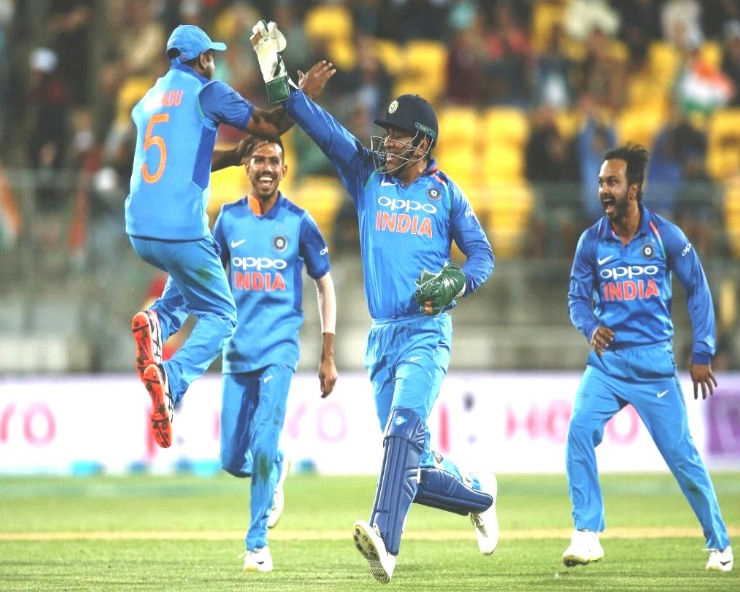 5th ODI: India beat New Zealand by 35 runs, win series 4-1