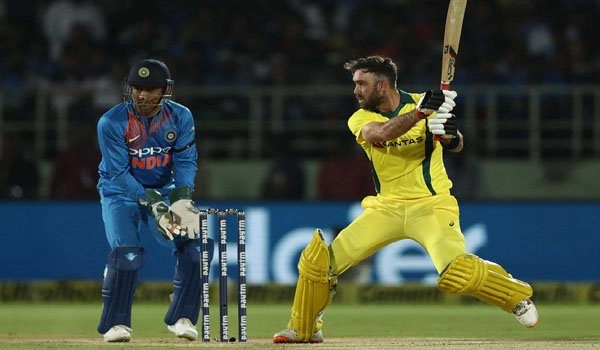 Australia beat India by three wickets in first T20I