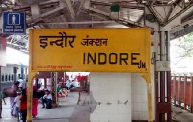 Indore makes a Hat-trick of cleanliness, clinches the top swacchta award