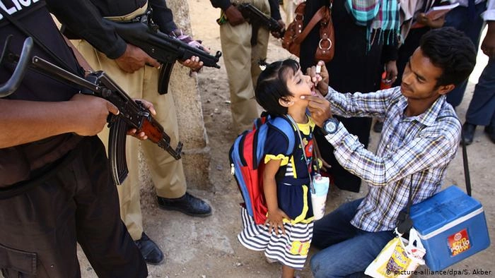 Pakistan suspends polio vaccine drive after health worker attacks