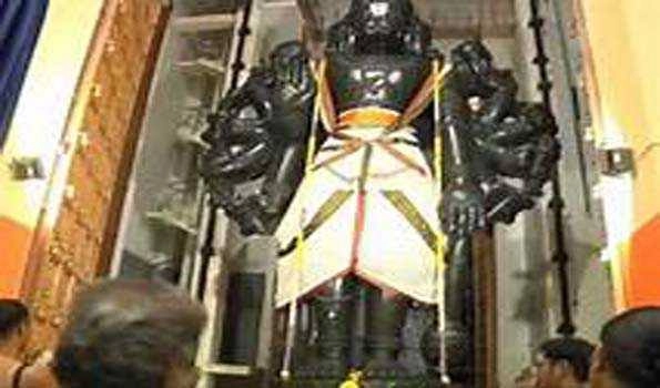 Idol of Lord Venkatachalapathy installed at Anjaneyar temple