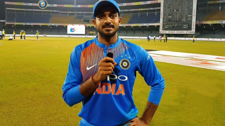 Vijay Shankar returns to net practice after injury scare