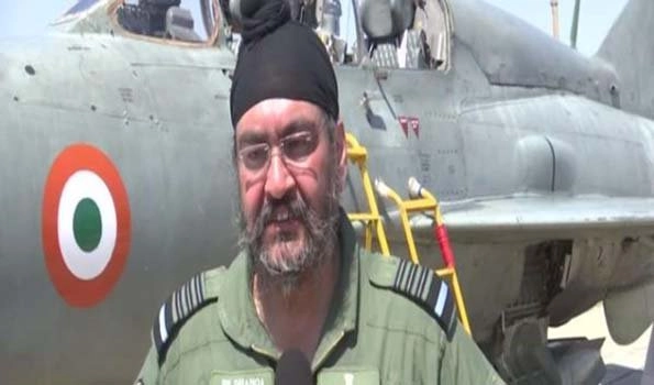 IAF Chief BS Dhanoa flies 'missing man' formation for Kargil heroes
