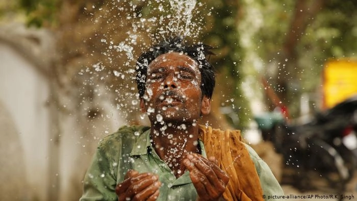 India heat wave: Experts urge more can be done as death toll rises