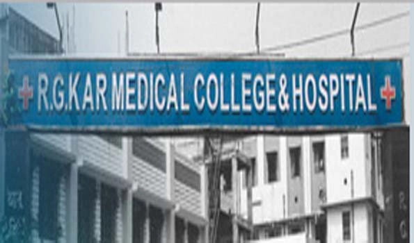 Mass resignation by Medicos at RG Kar Medical Hospital, Kolkata