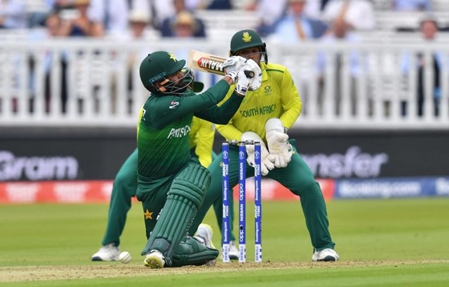 Pakistan defeat SA by 49 runs, shines in all depts