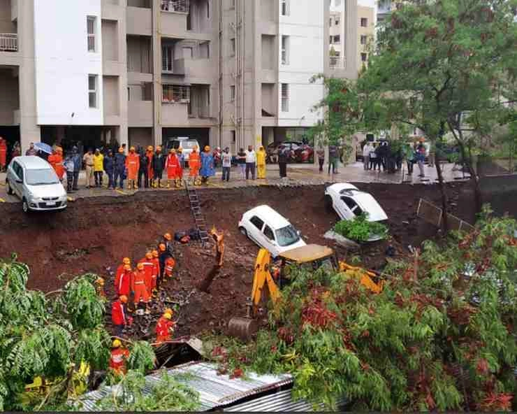Pune: Residential complex wall collapses on slums after heavy rain, 15 dead