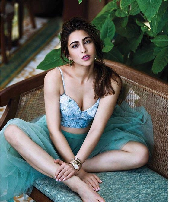 ”Columbia strengthened my desire of becoming an actor”, shares buzz girl Sara Ali Khan on acting and education!