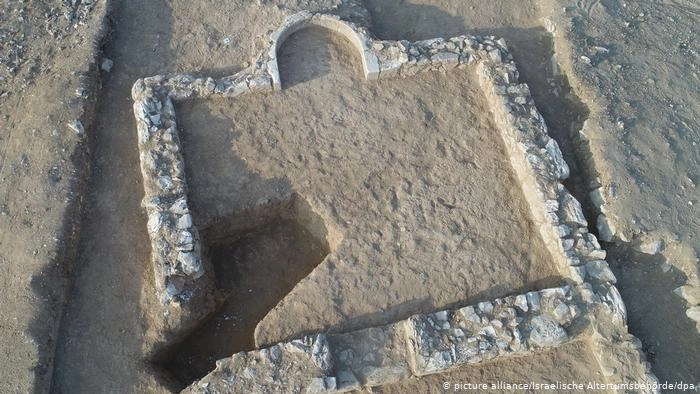 Archaeologists uncover 1,200-year-old mosque in southern Israel