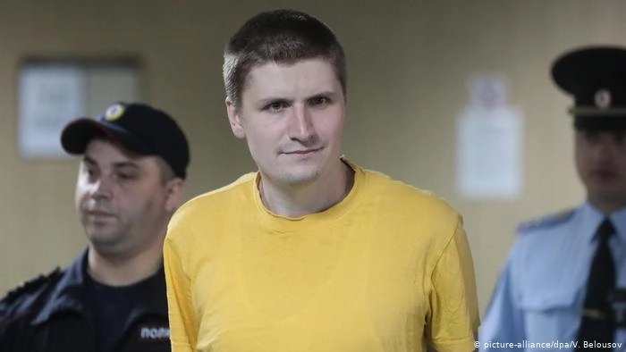 Russian blogger sentenced to 5 years in prison for a tweet