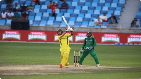 Australia wins by 7 wkts against Pakistan in 2nd T20I