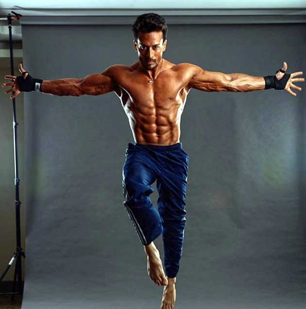 Cuts and bruises won't slow down Tiger Shroff from shooting for Baaghi 3!