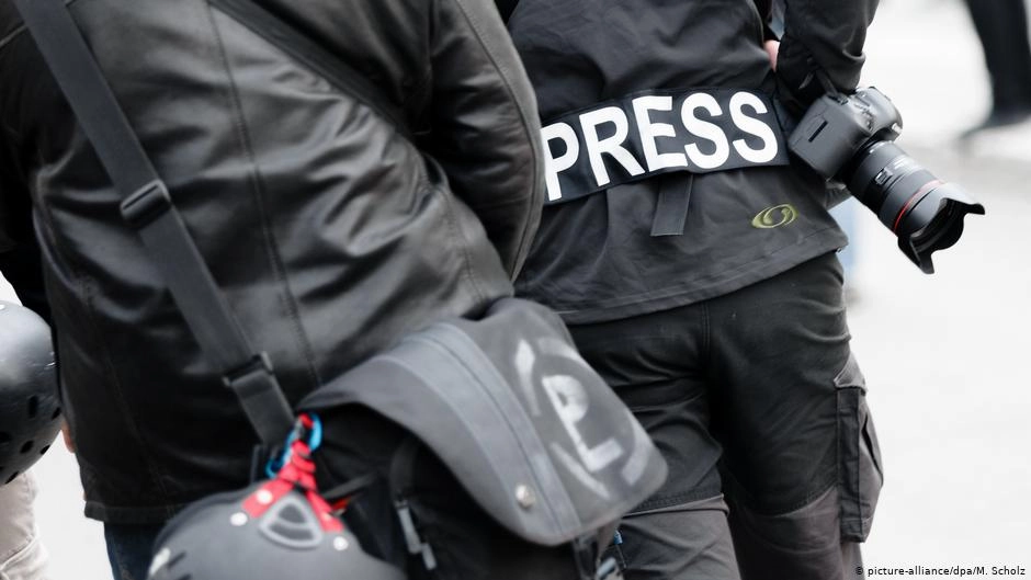 Fewer journalists killed but more detained in 2019