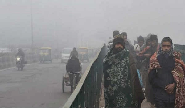 Delhi shivers at 4.2 deg C, season's coldest
