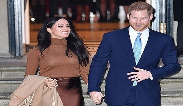 Queen Elizabeth backs Prince Harry and Duchess Meghan's part-time plans