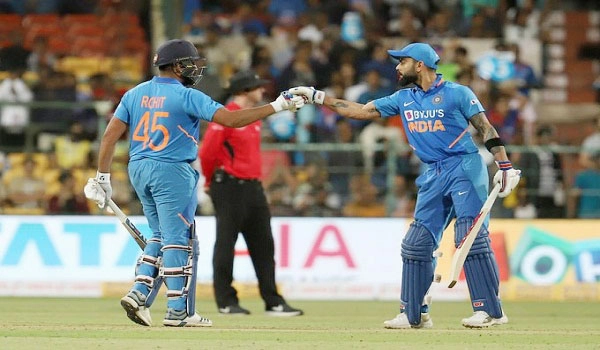 3rd ODI: India beat Australia by 7 wickets, win series 2-1