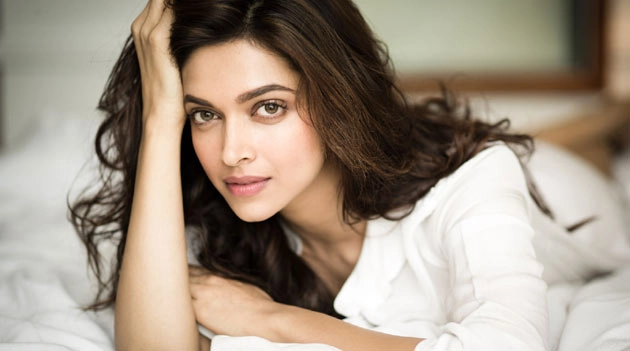 Deepika Padukone shares pictures of train traveling with her badminton team