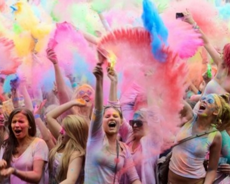 Holi 2020: How to protect your eyes during festival of colours