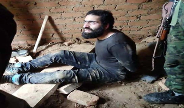 Hizbul Mujaheedin millitant Tanveer Ahmed Malik caught alive