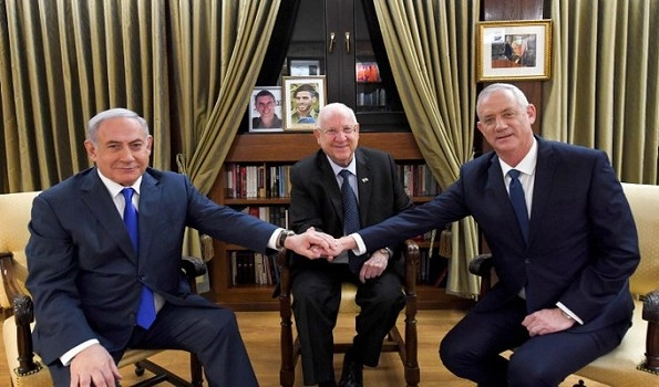 Netanyahu-Gantz swears in unity government, ends political deadlock
