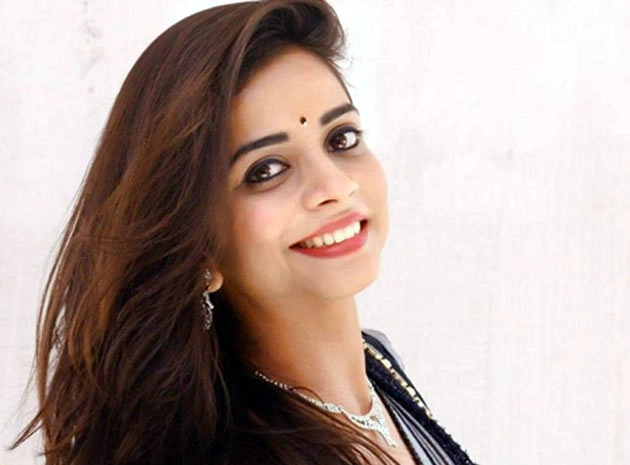 Indore based TV actress Preksha Mehta commits suicide (Pics)