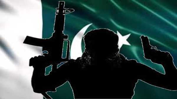 Gunmen target polio workers, kill policeman in Pakistan
