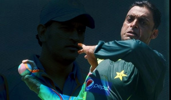 Once Shoaib Akhtar bowled beamer to MS Dhoni in Frustration