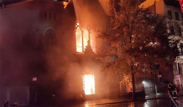 128 year old Middle Collegiate Church caught fire in New York