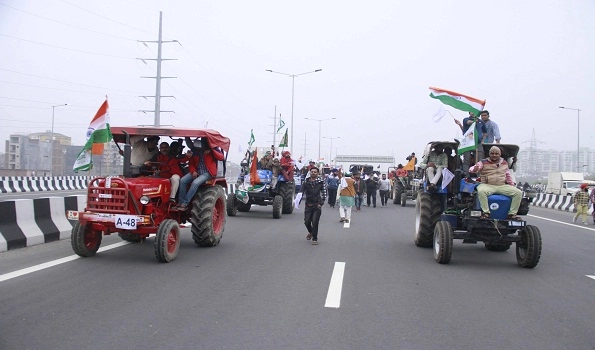 Farmers take out tractor march against farm laws