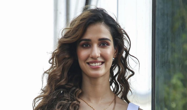 Lost your workout inspiration? Disha Patani’s latest arm workout video is sure to drive it back to you!