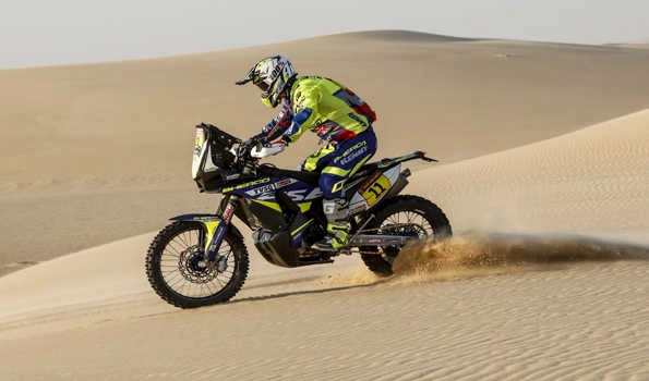 French Dakar Rally driver dies from injuries after crash