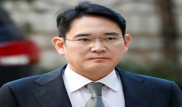 Samsung's Lee sentenced to 30 months in prison in corruption retrial