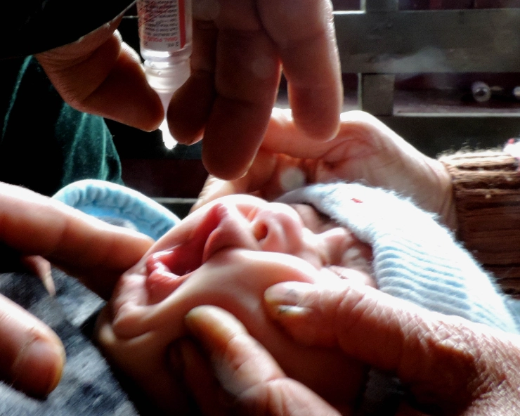 Shocking! 12 children given drops of sanitizer instead of polio vaccine in Yavatmal