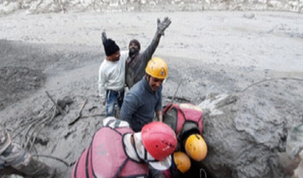 Uttarakhand glacier burst: Over 150 missing, 10 bodies recovered, 16 trapped in Tapovan tunnel rescued (Video)