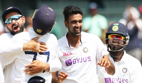 IND vs ENG, 2nd Test, Day 2: Ashwin puts India in command, overall leads stretches to 249 runs