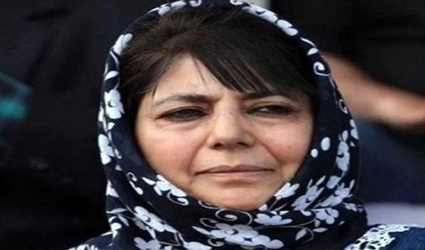 Mehbooba demands probe into alleged attempt to kidnap a minor girl by soldiers