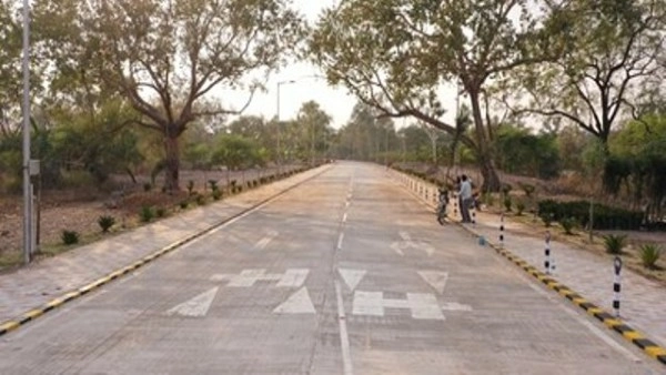 Newly inaugurated Smart roads  in Ujjain, MP need not to be dug up in next 50 years