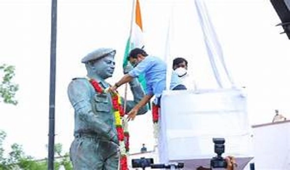 Galwan martyr Col Santosh Babu's statue unveiled in Telangana