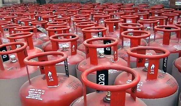 LPG domestic cylinder's price hiked by Rs 25, Know latest price