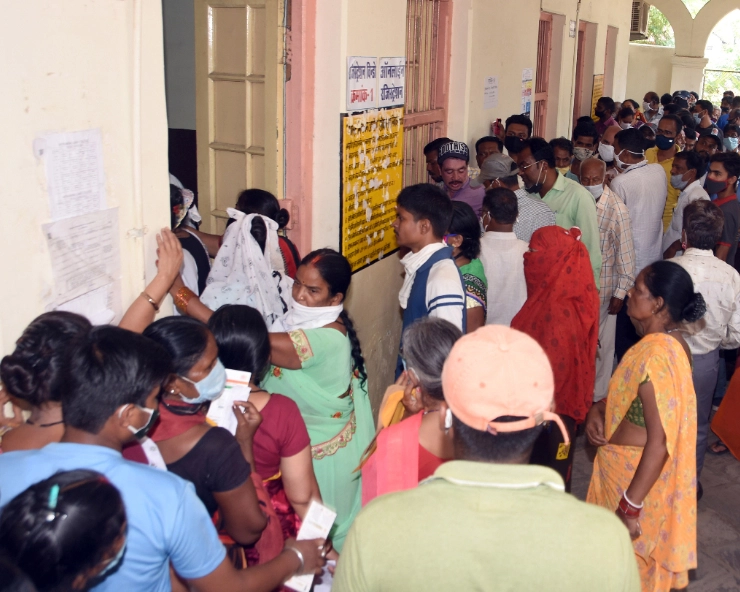 Fake vaccines in India undermine fight against COVID