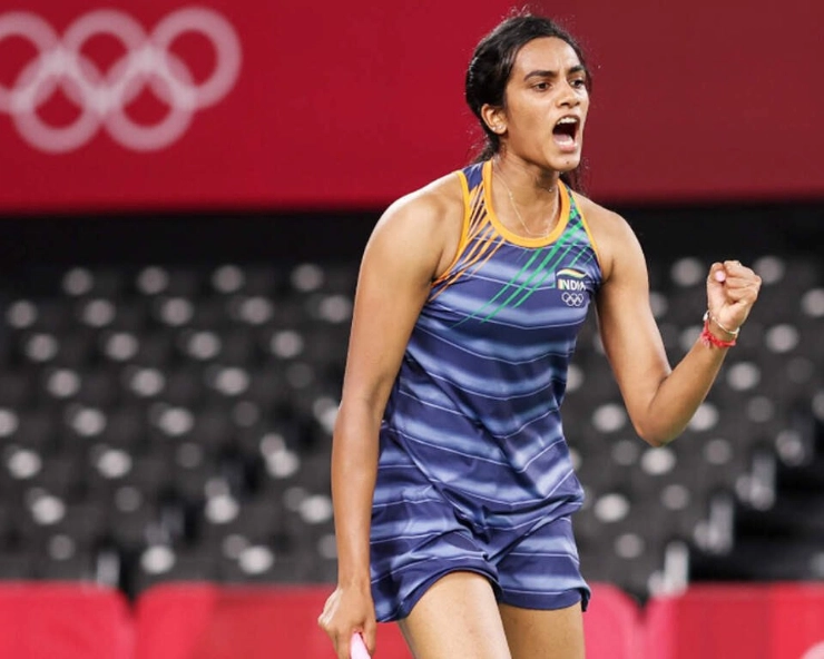 Shuttler PV Sindhu storms into the semis, drubs Akane Yamaguchi in a tight finish (Video)