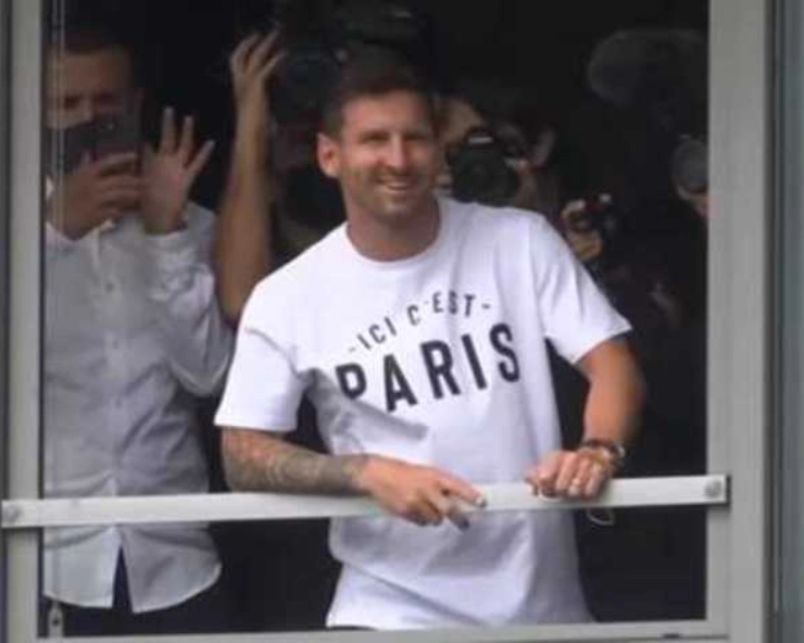 Messi receives rapturous ovation as PSG beat Strasbourg