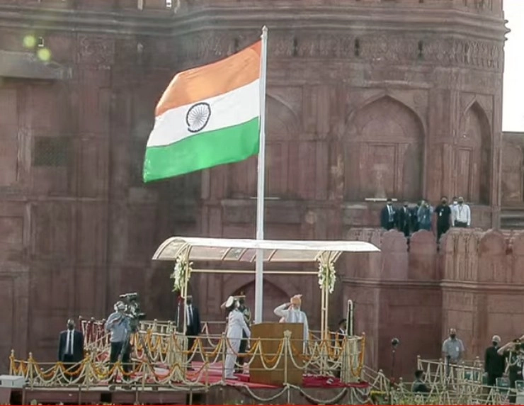 75th Independence Day: PM Modi hoists tri-colour at Red Fort
