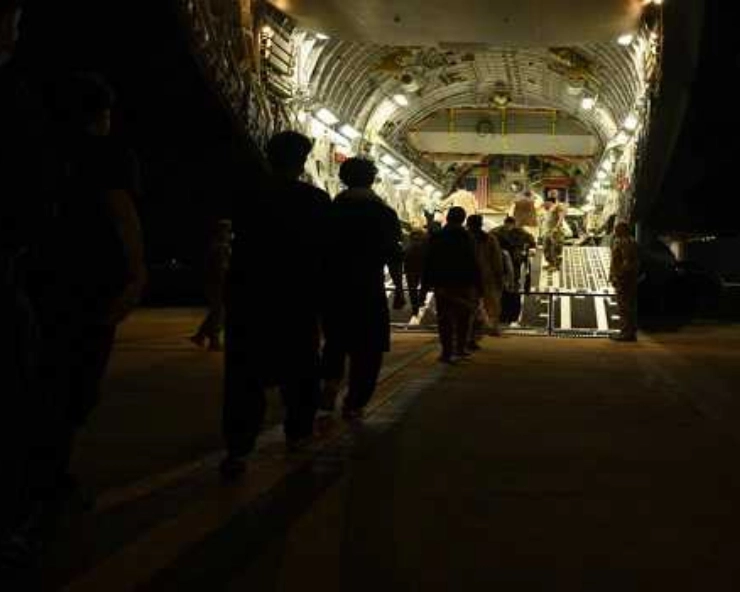 Afghanistan: Final US planes leave Kabul after two decades of war
