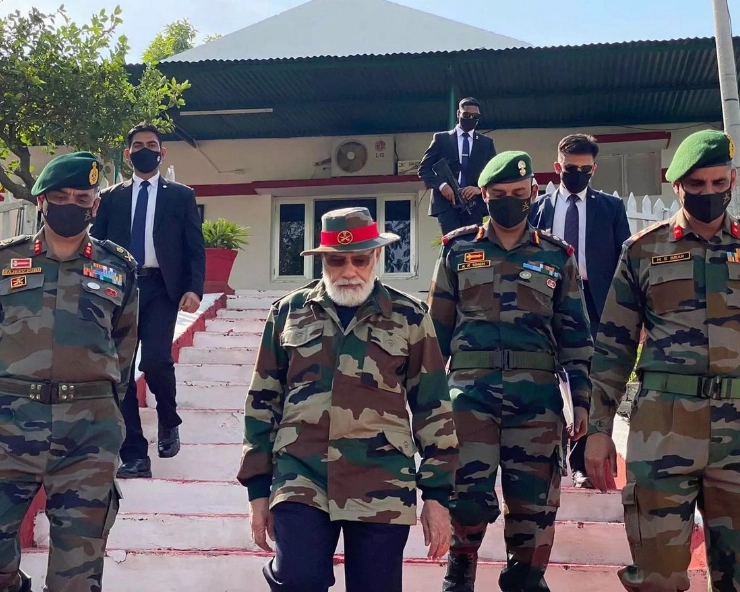 PM Modi reaches Naushera to celebrate Diwali with soldiers