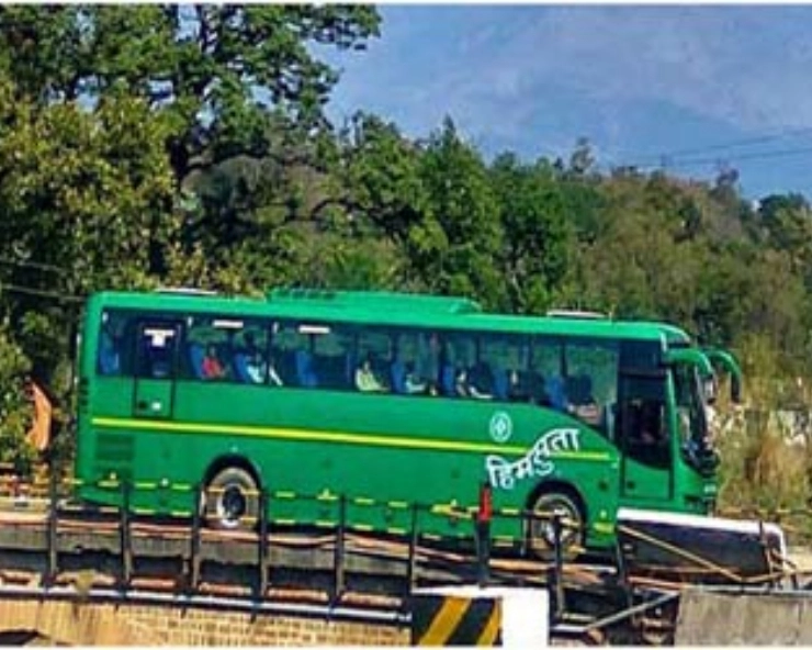 Himachal Pradesh: 40 HRTC bus conductors test positive for COVID-19