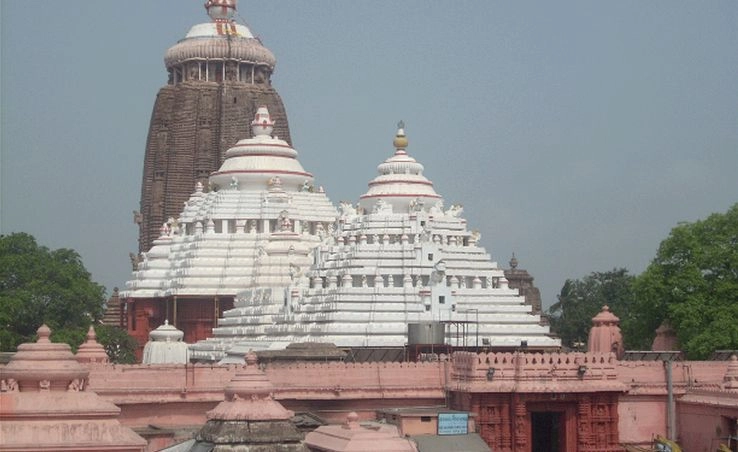 Stone tumbles down from Barah temple inside Sri Jagannath temple complex