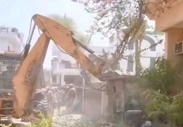 Prayagraj violence mastermind Javed Pump's house bulldozed
